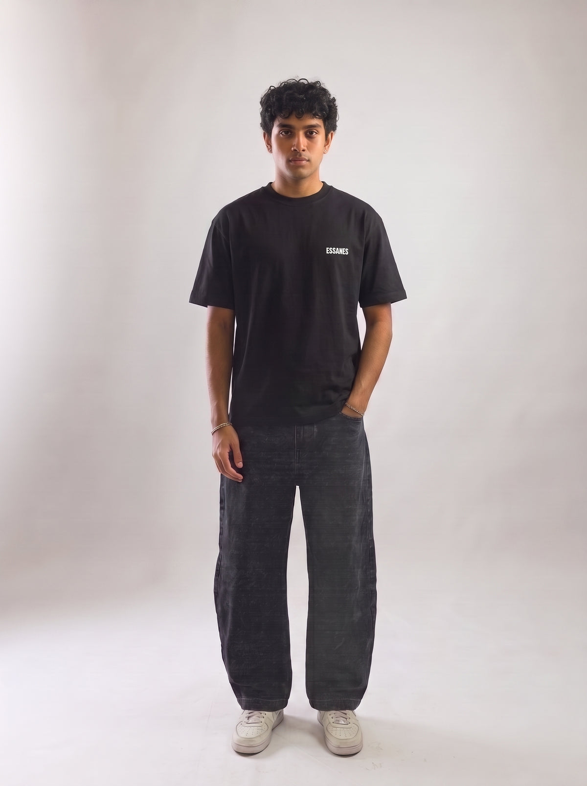 OVERWORKED TEE - BLACK