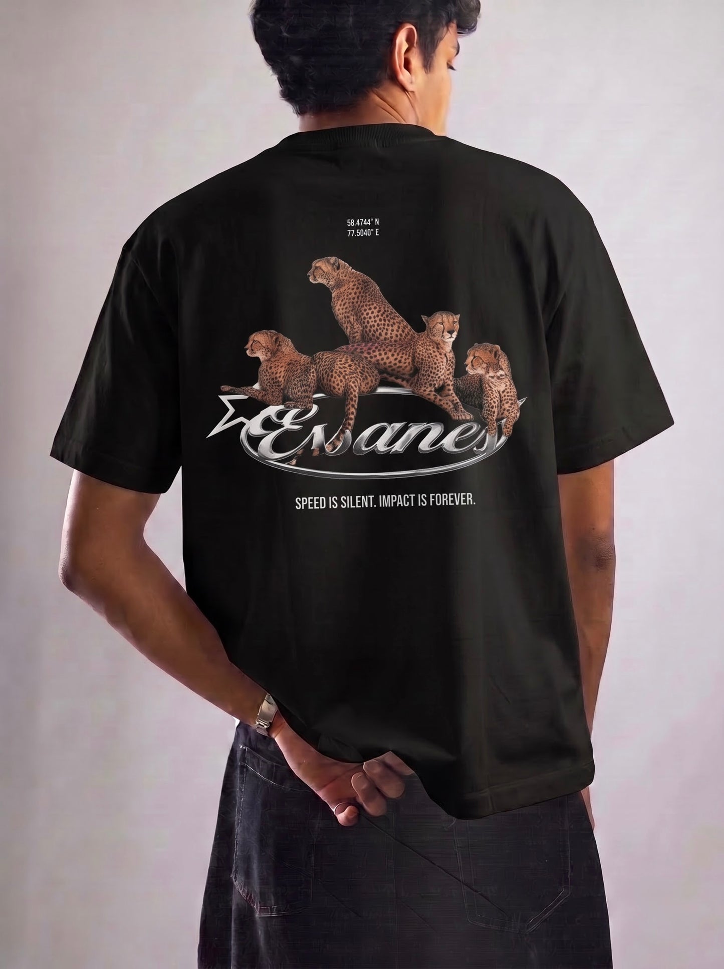 TIGER TEE IN BLACK